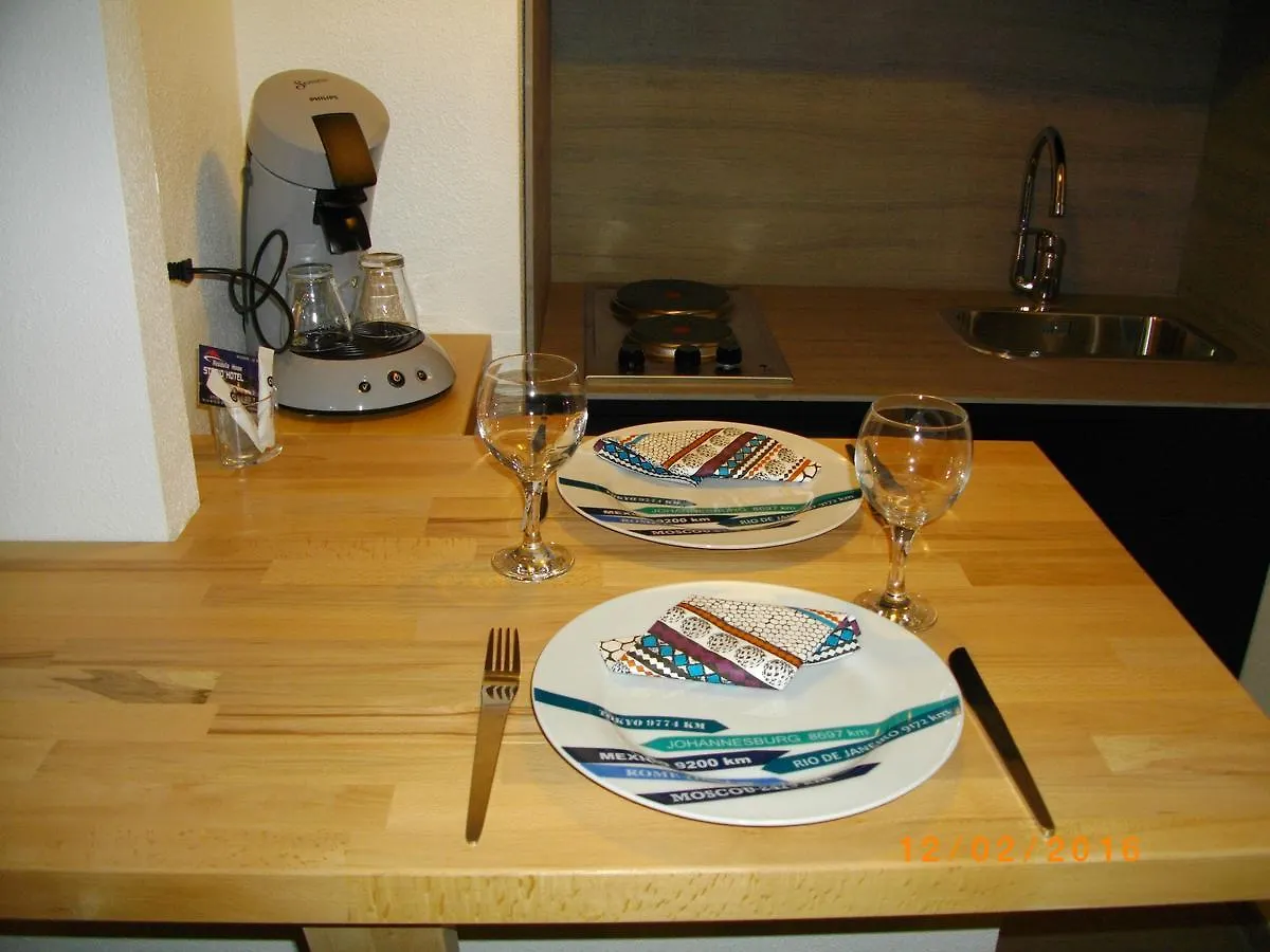 Appart'Hotel Residella House Room & Kitchen Avignon Le Pontet Le Pontet  Frankrijk
